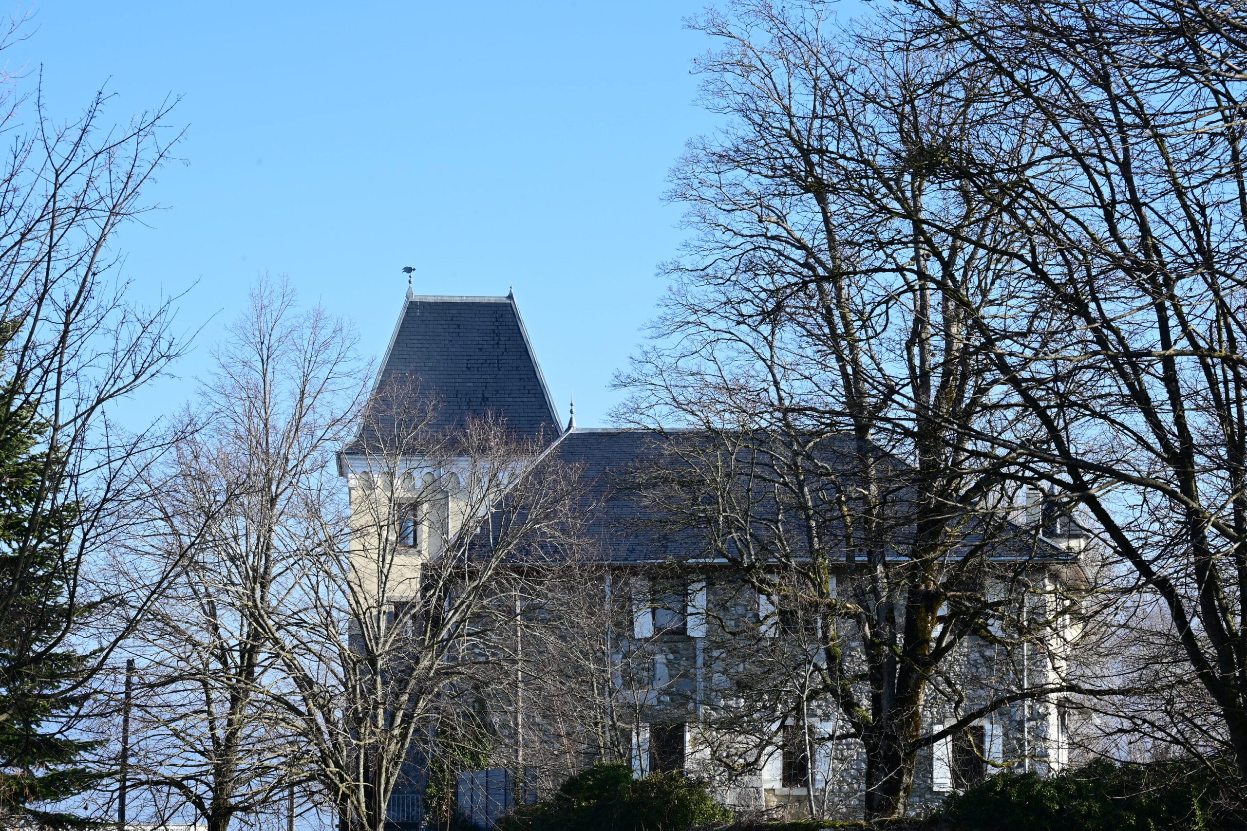 ALBY SUR CHERAN