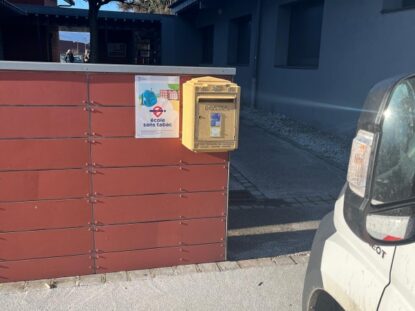 La boîte aux lettres jaune La Poste est de retour au chef-lieu